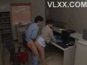 Nhét cặc vào lồn em lần cuối rồi em đi lấy chồng